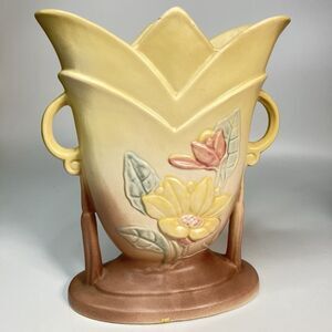 VTG Hull Art Pottery Vase Magnolia Pink Yellow 9" Model 7 - 8 1/2 Double Handle